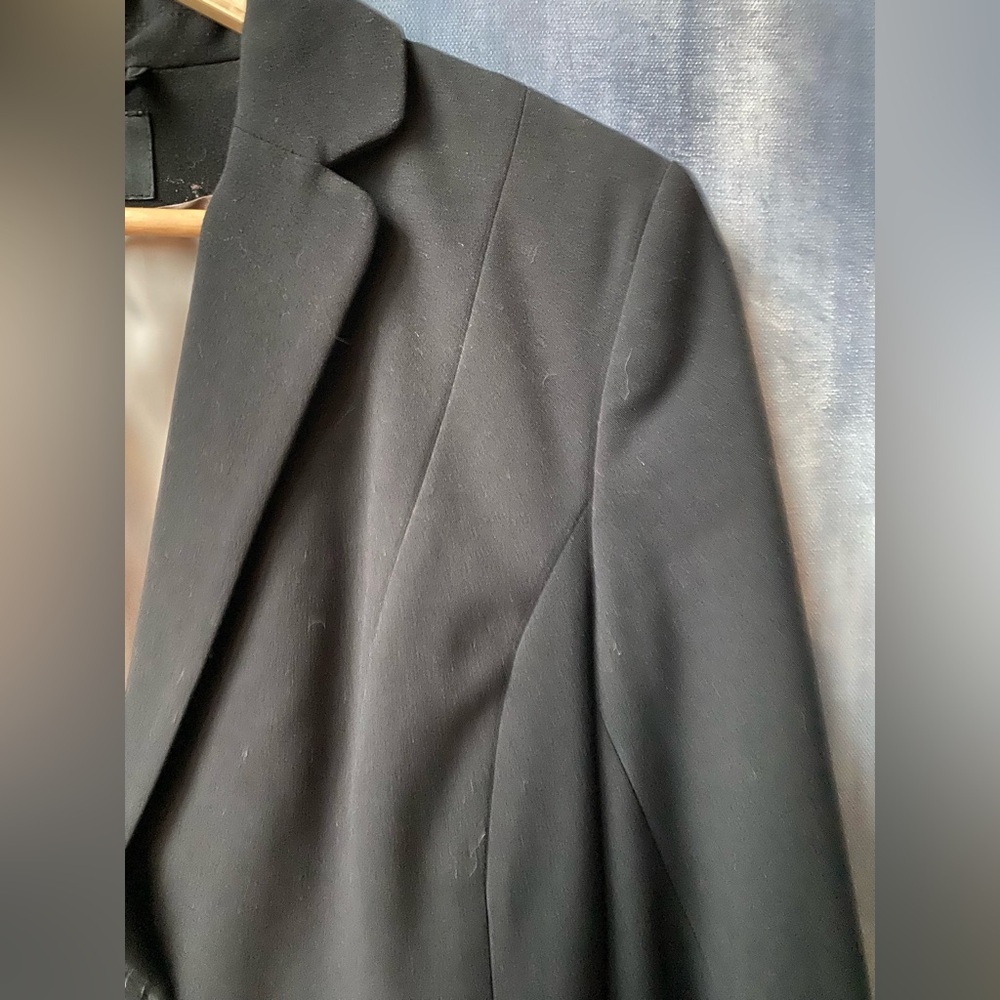 H&M Classic Black Cropped Fitted Blazer Size 6 - Picture 2 of 10